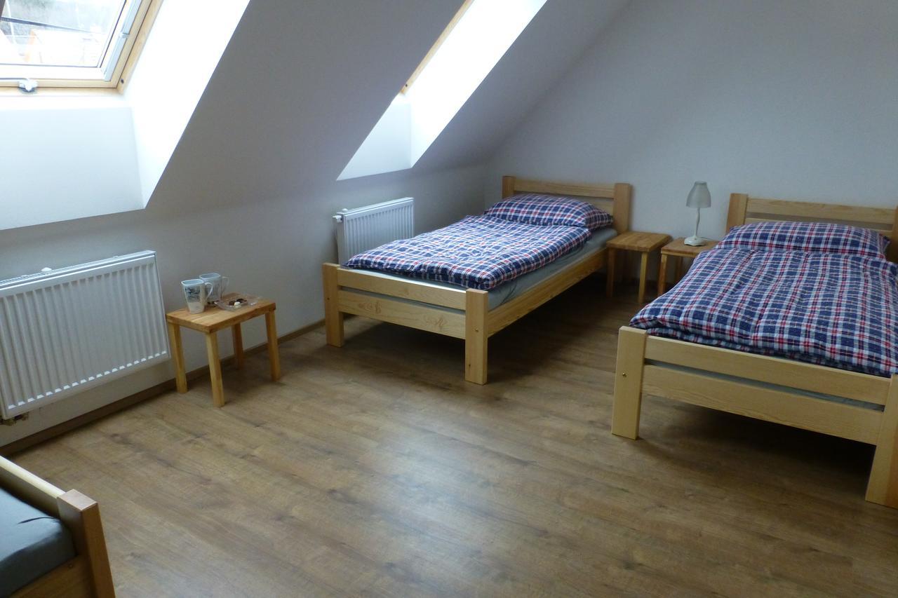 Pod Kralicim Vrchem Apartment Milovice  Luaran gambar