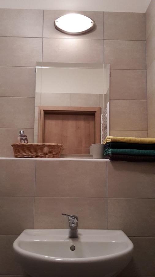 Pod Kralicim Vrchem Apartment Milovice  Luaran gambar